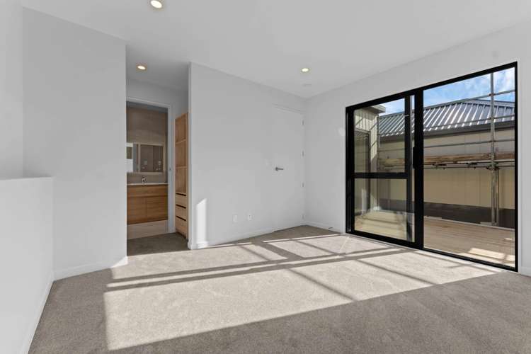 55 Taukahiwi Road_5