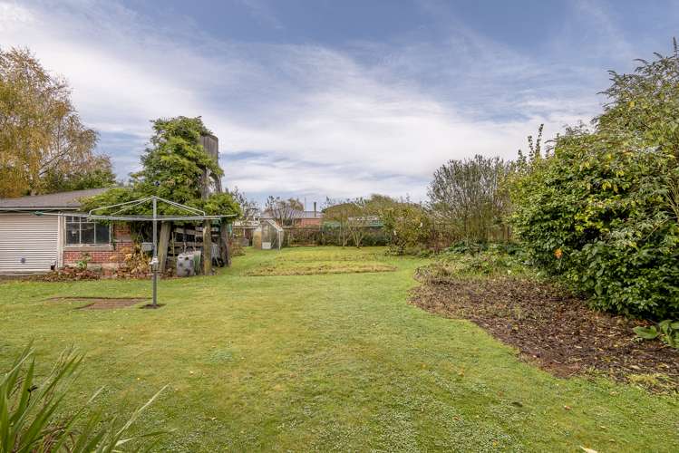 3 Longden Street Darfield_18