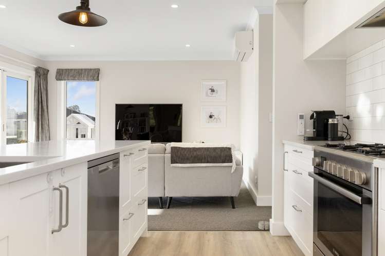 7 Lochinvar Lane Acacia Bay_18