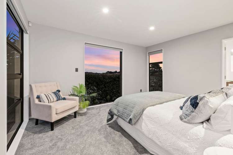 137 Alec Craig Way Gulf Harbour_5