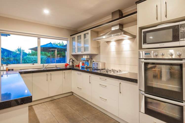 7 Kenley Heights Flat Bush_14