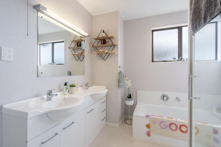 73 Kildare Rise Waikiwi_17