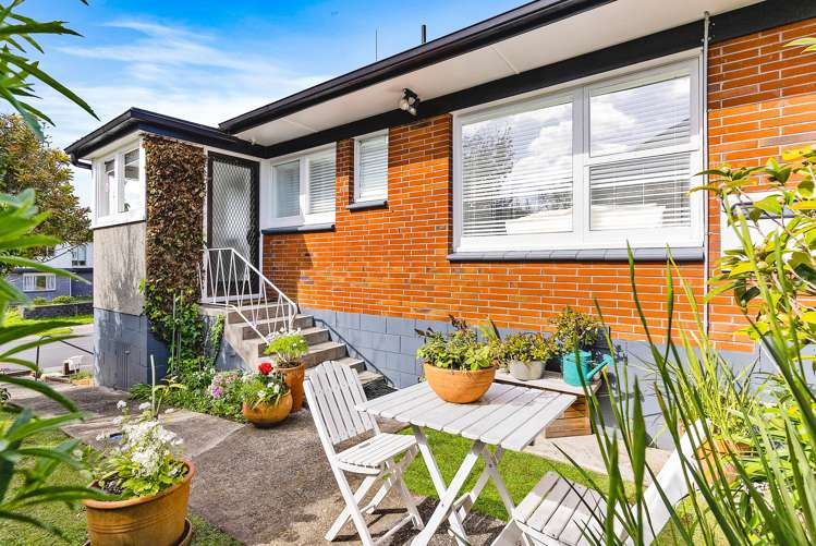 1/15 Meadway Sunnyhills_14