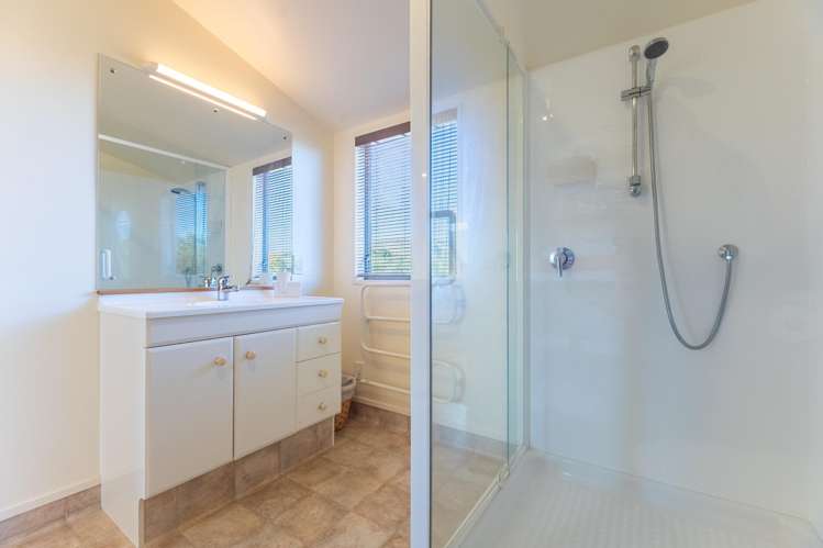 8a Rewarewa Crescent Waikanae_20