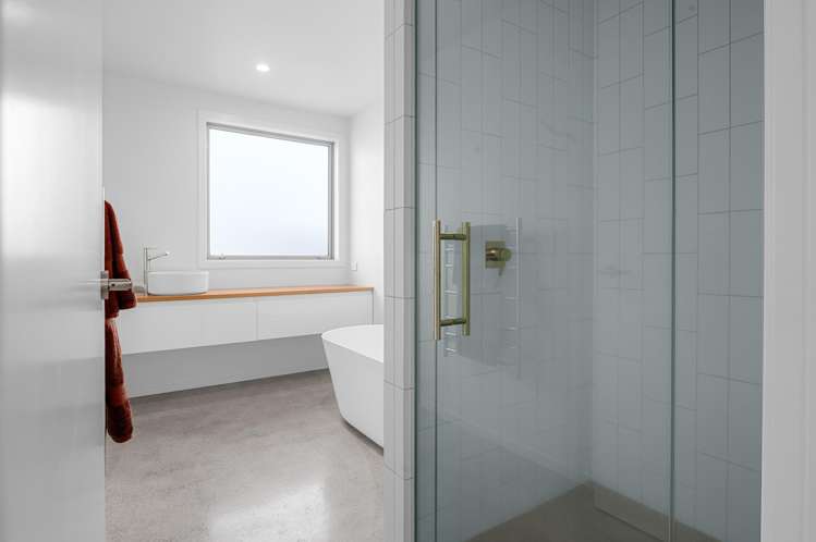 77 Alan Livingston Drive Cambridge_32