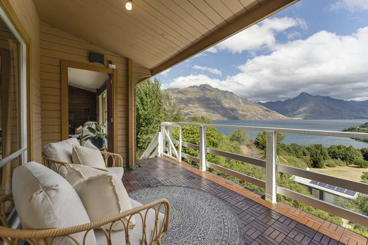 22 Mckerrow Place Fernhill/Sunshine Bay_11