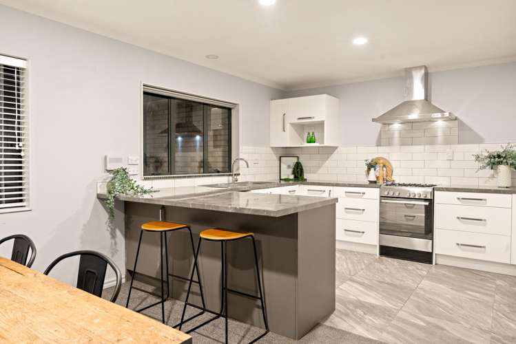 78 Corinth Grove Papamoa_1