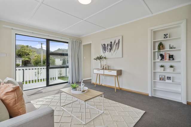 108 Strand Crescent Naenae_1