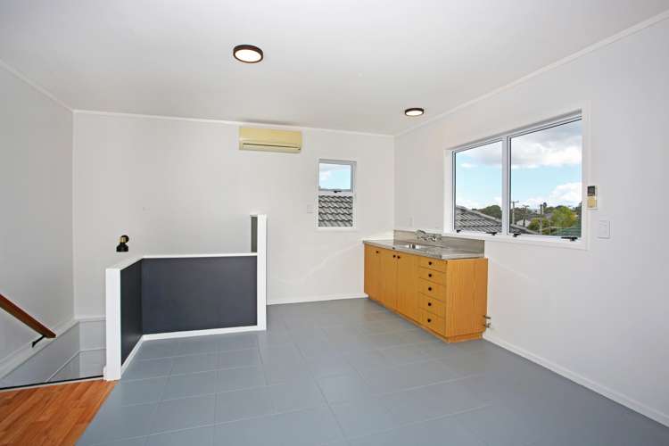 21 View Road Papakura_16