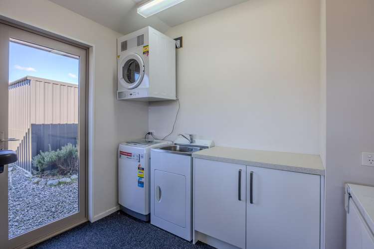 1 Harris Place Luggate_14