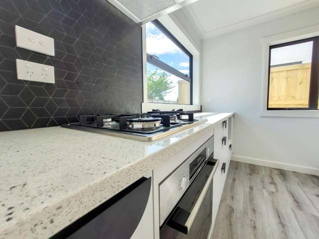 3/24 Endeavour Avenue 2743_3