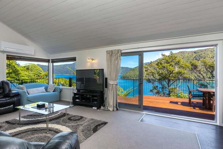 - Blackwood Bay Queen Charlotte Sound_16