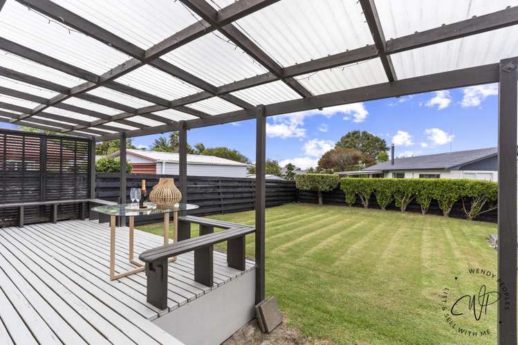 22 Allington Road Massey_12