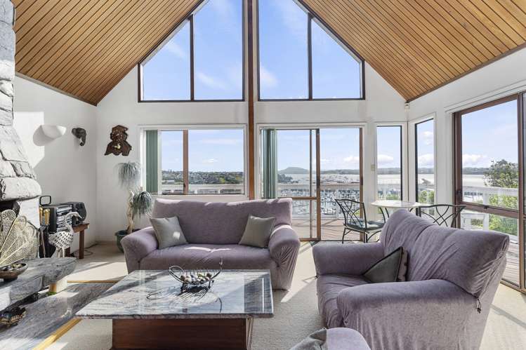 61 Takutai Avenue Half Moon Bay_4