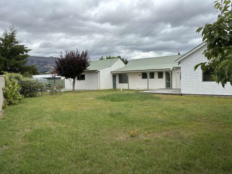 24 Albert Drive Clyde_14