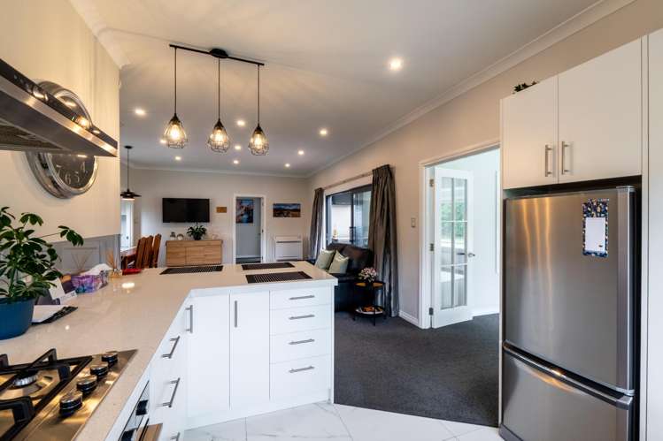 17 Raeburn Avenue Otatara_8