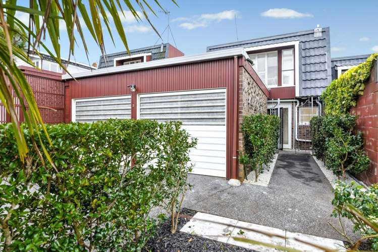 2/32 Lochiel Road Remuera_18
