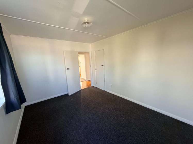 7 Lincoln Street Halfway Bush_8