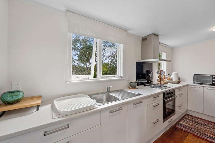 37 Makiri Street Helensville_16