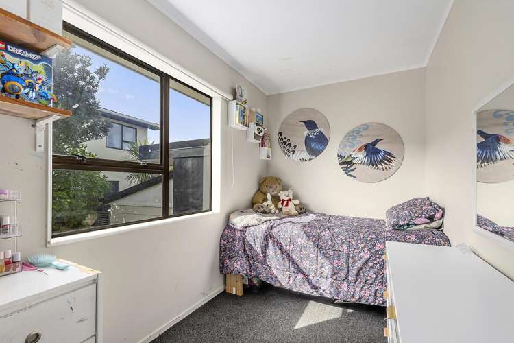 28 Arahanga Grove Maupuia_11