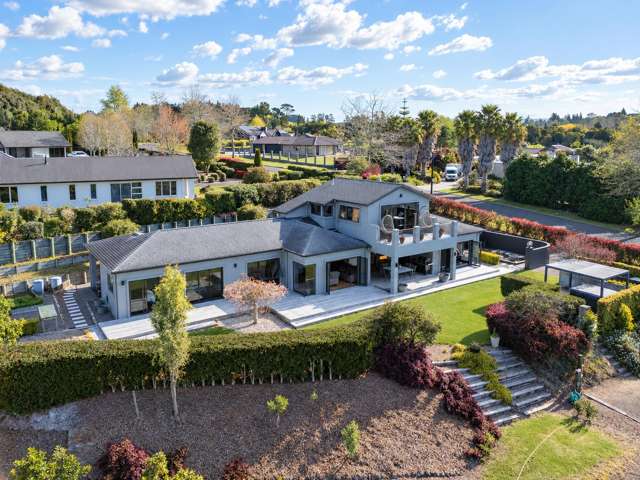 Generous Property with Loads of Scope