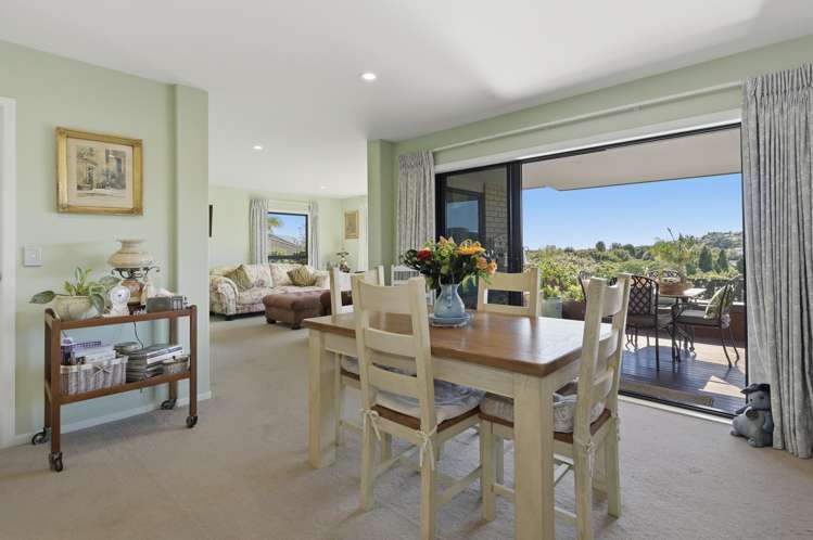 14 Waipuna Grove Welcome Bay_10