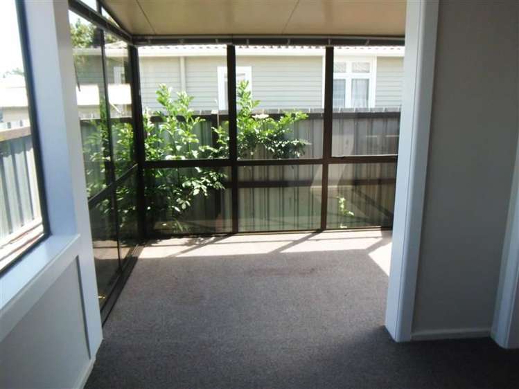 12 Tanner Street Woolston_12