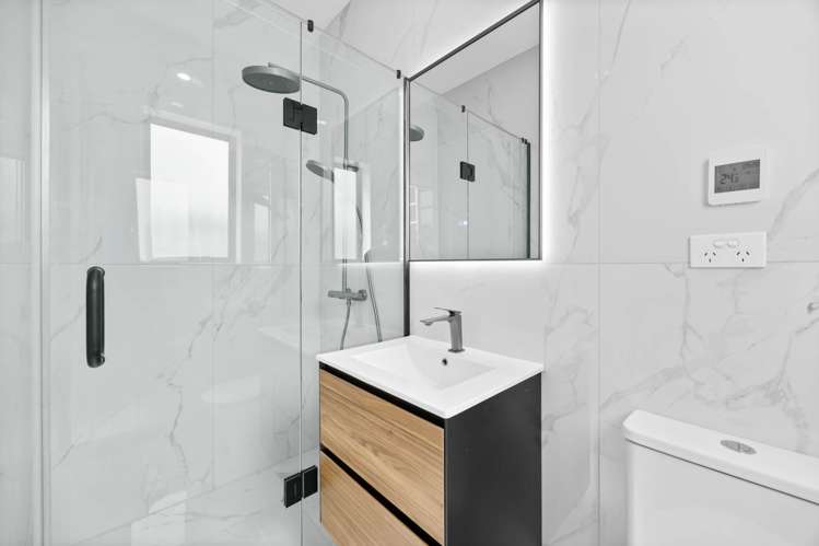 28 Furlough Road Opaheke_15