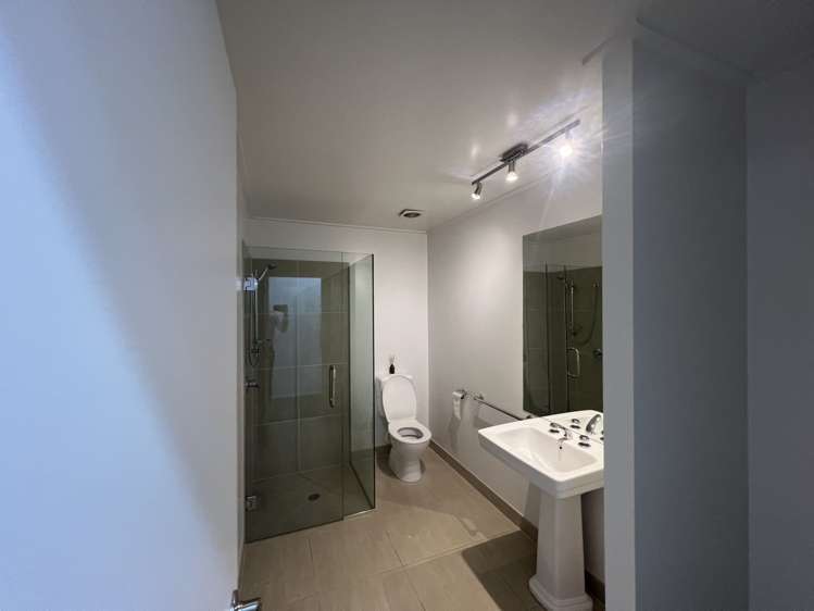 Unit 2/32 Greenpark Road Penrose_1