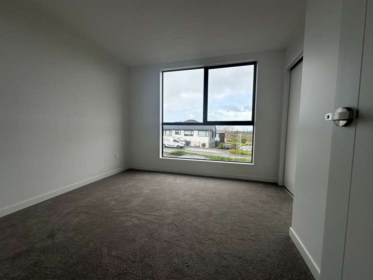 1/130 Te Oneroa Way Long Bay_9