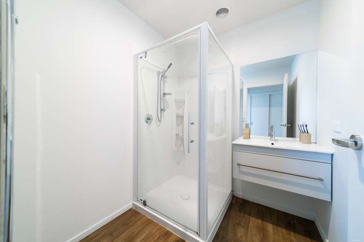 11 Oxfordshire Avenue Lower Shotover_11