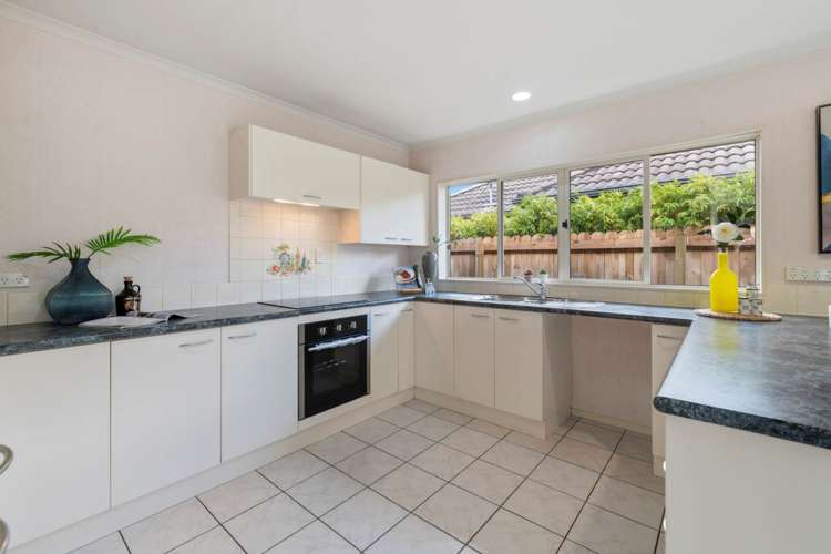 8 Aclare Place East Tamaki_6