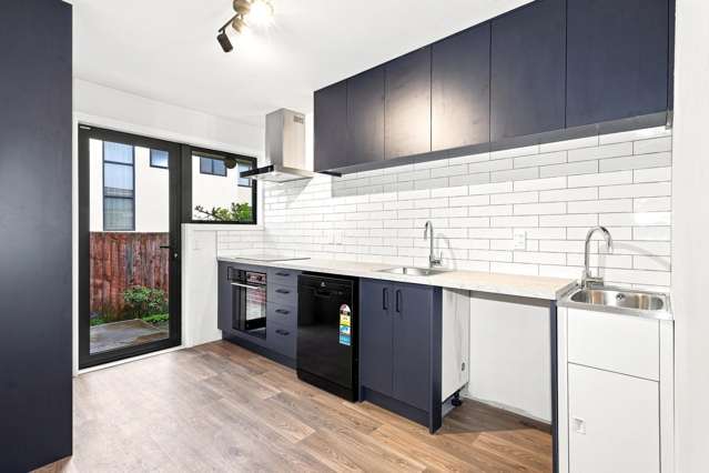 39 Hills Road Edgeware_1
