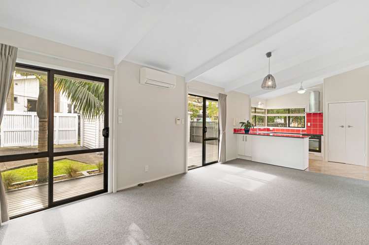 18a Alberta Street Point Chevalier_6