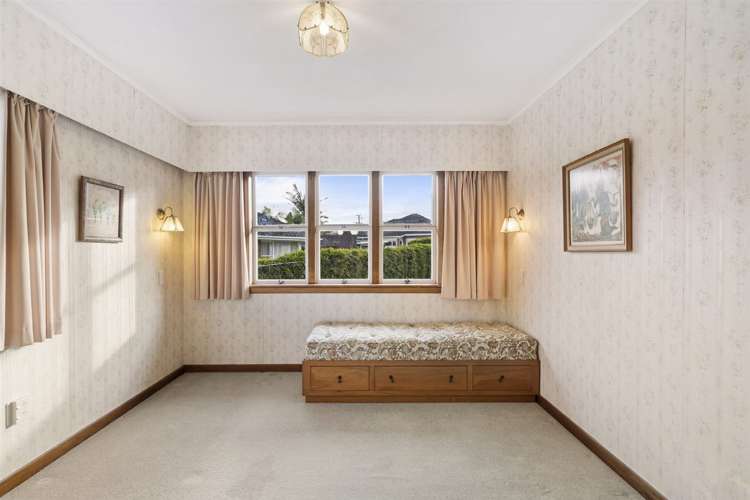 16 Eversleigh Road Belmont_15