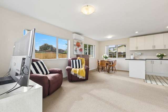 23 Desmond Place Otara_3