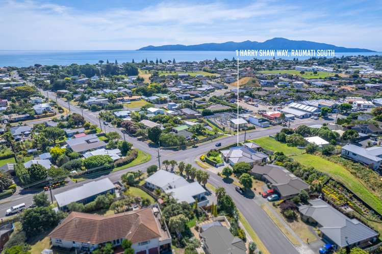 1 Harry Shaw Way Raumati South_25