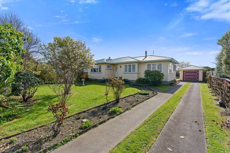 17 Atmore Avenue Otaki_0