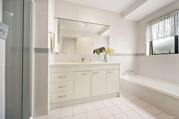 8 Mount Blanc Place Northpark_9