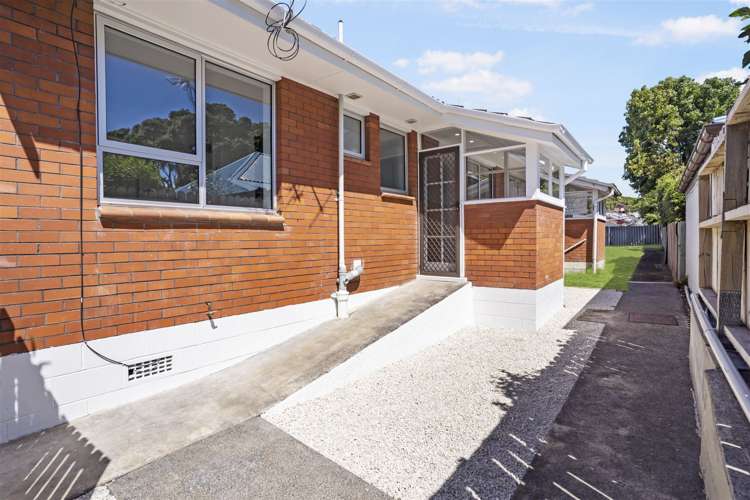3/38 Shackleton Road Mount Eden_13