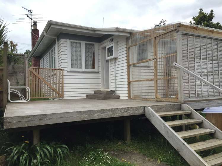 91 Beach Road Mellons Bay_12