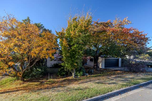 8 Kennedy Crescent Wanaka_2