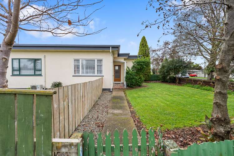 2 Hobson Place Takaro_20