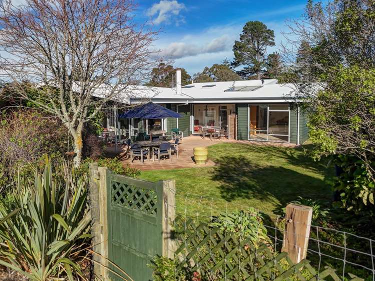 5 Suffolk Drive Otamatea_24