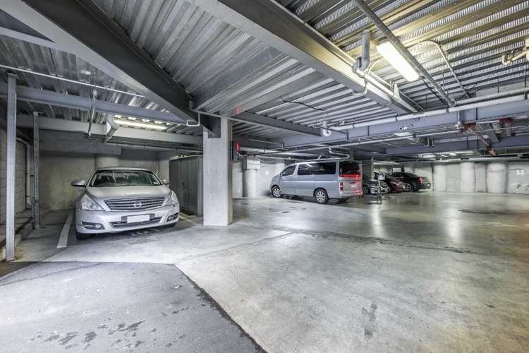 1b/6 Saint Martins Lane Grafton_10