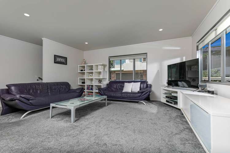 1/6 Greenridge Court Glenfield_12