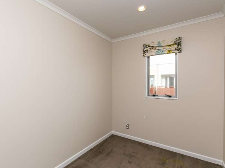 72/305 Evans Bay Parade Hataitai_16