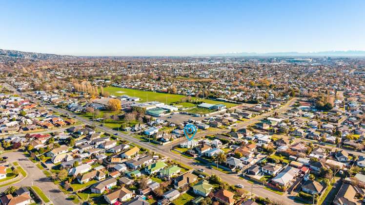 77 Hargood Street Woolston_25