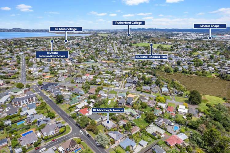 16 Abbotleigh Avenue Te Atatu Peninsula_11