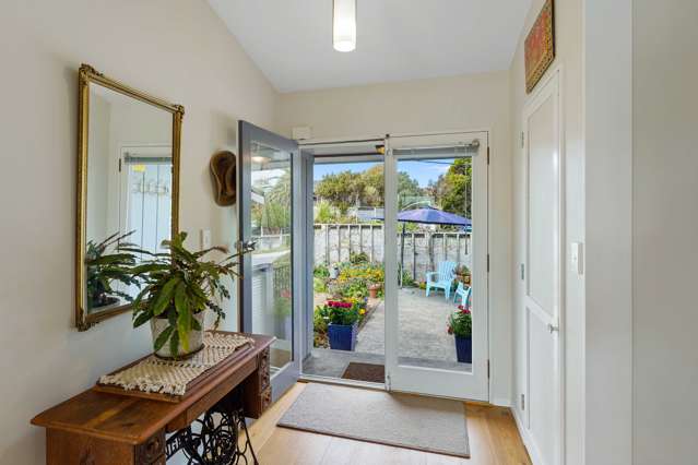 7 Kawau Grove Waikanae Beach_2